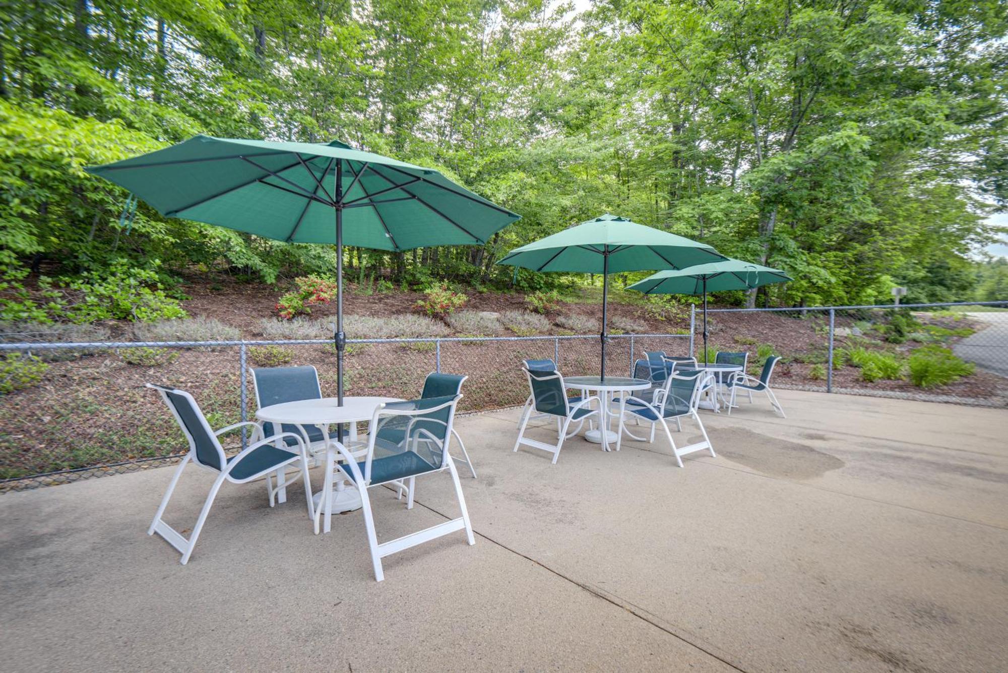 Bartlett Condo With Mountain View And Outdoor Pool! Eksteriør bilde